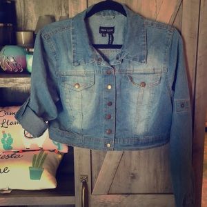 Great Condition! Cropped Jean Jacket